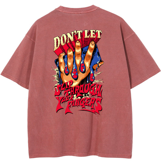 "DON’T LET LIFE SLIP" OVERSIZED TEE // RED